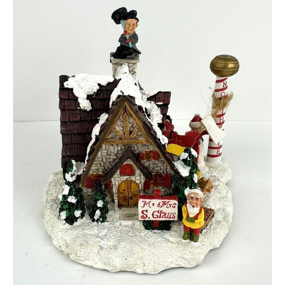 VTG Santas Town at the North Pole Christmas Village Santa's House ST01 w/Box